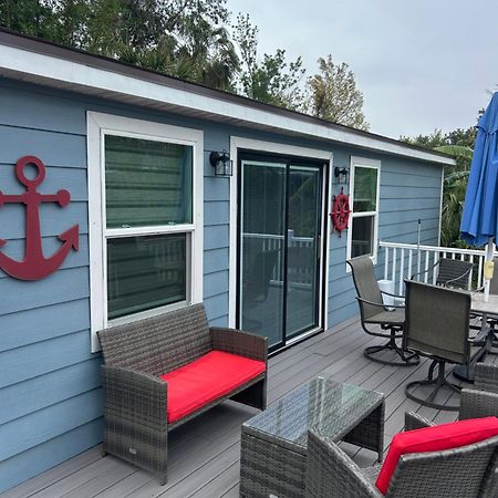 Perfect Getaway-Lovely Cottage House- Near Beaches Nokomis Bagian luar foto