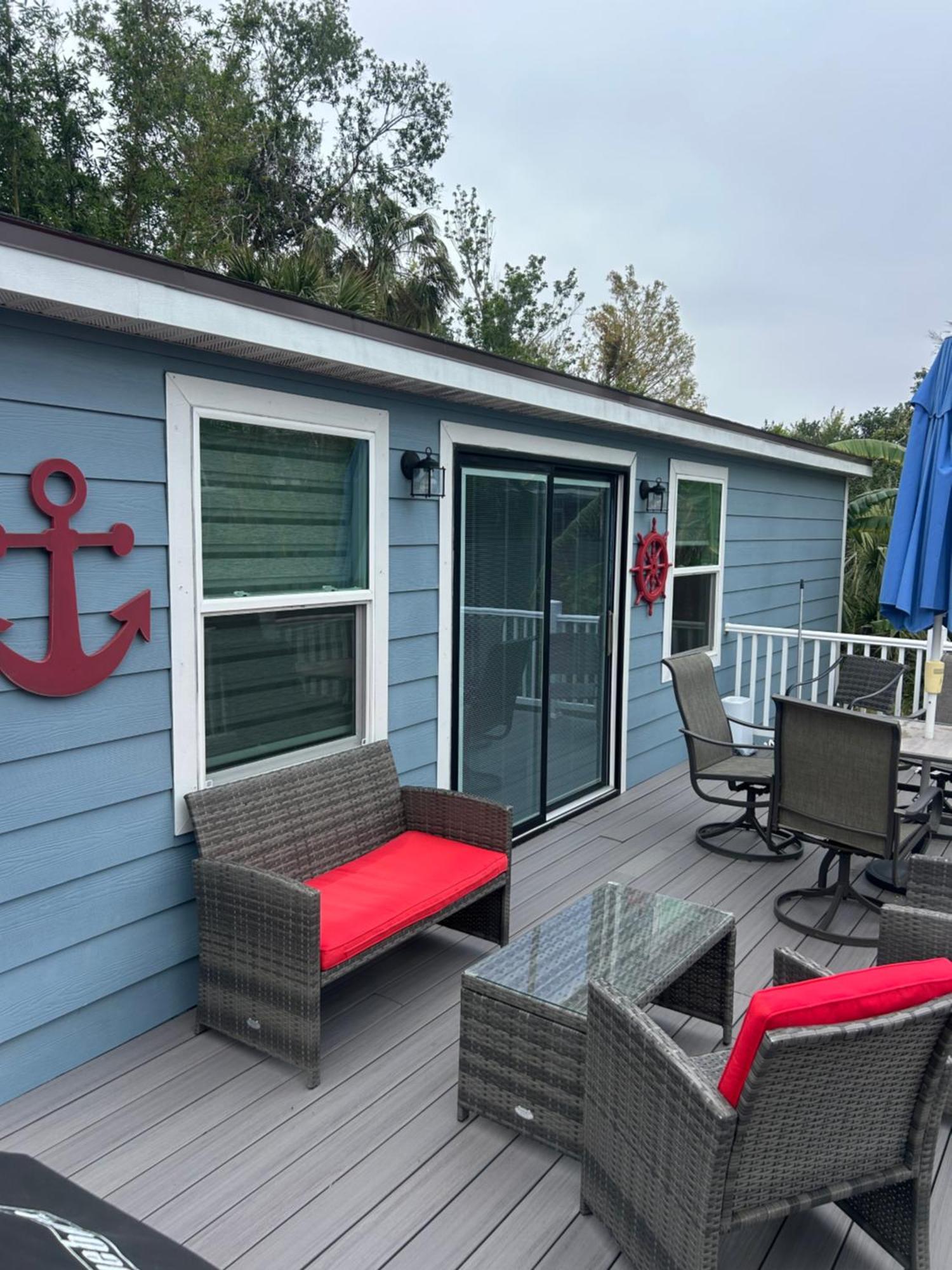 Perfect Getaway-Lovely Cottage House- Near Beaches Nokomis Bagian luar foto